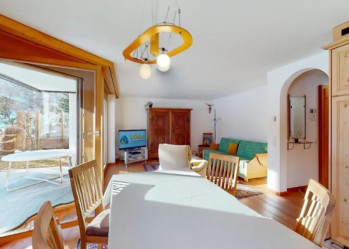 アパート Stambuoch